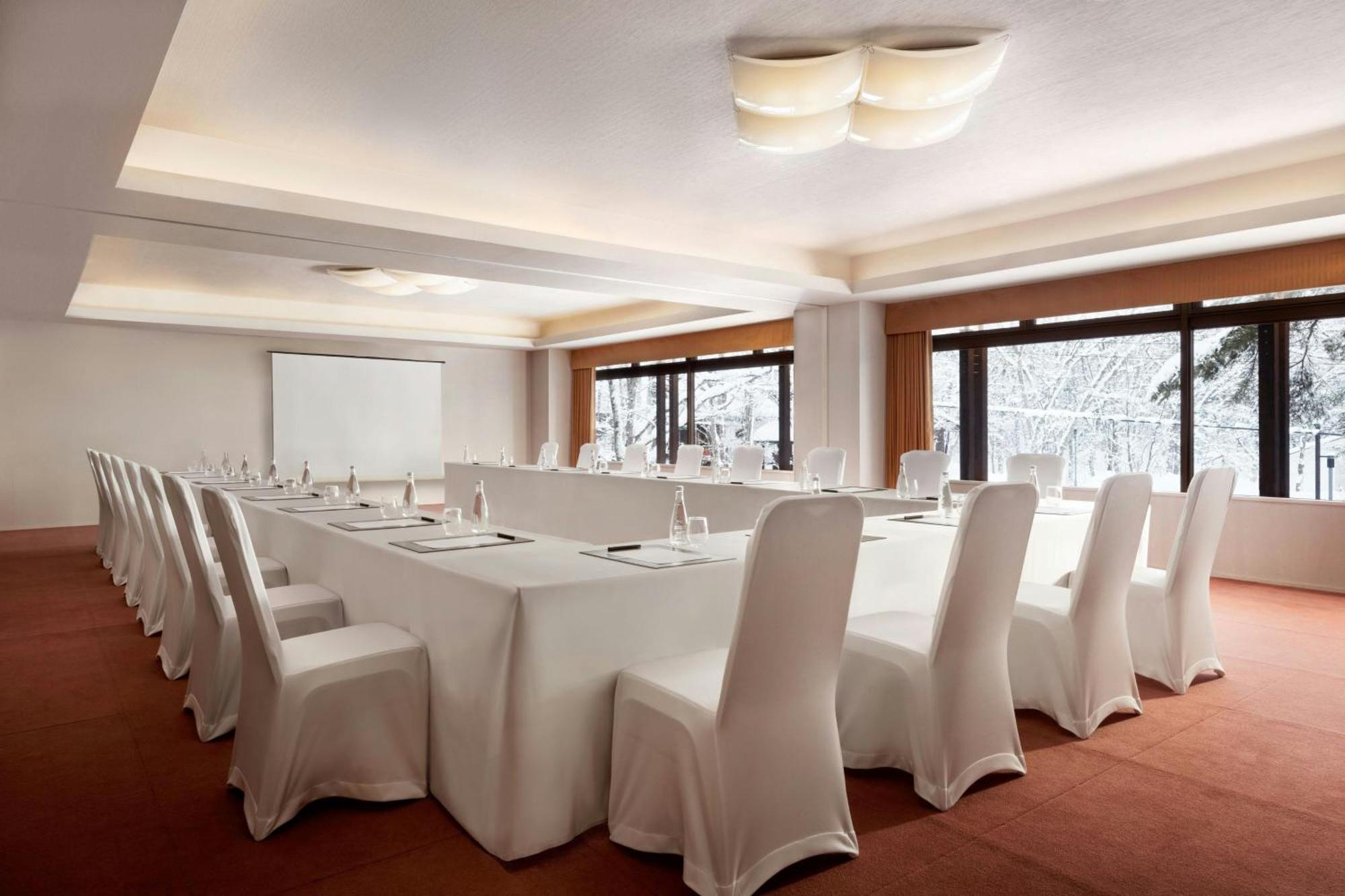 Courtyard By Marriott Hakuba Hotel Exterior foto